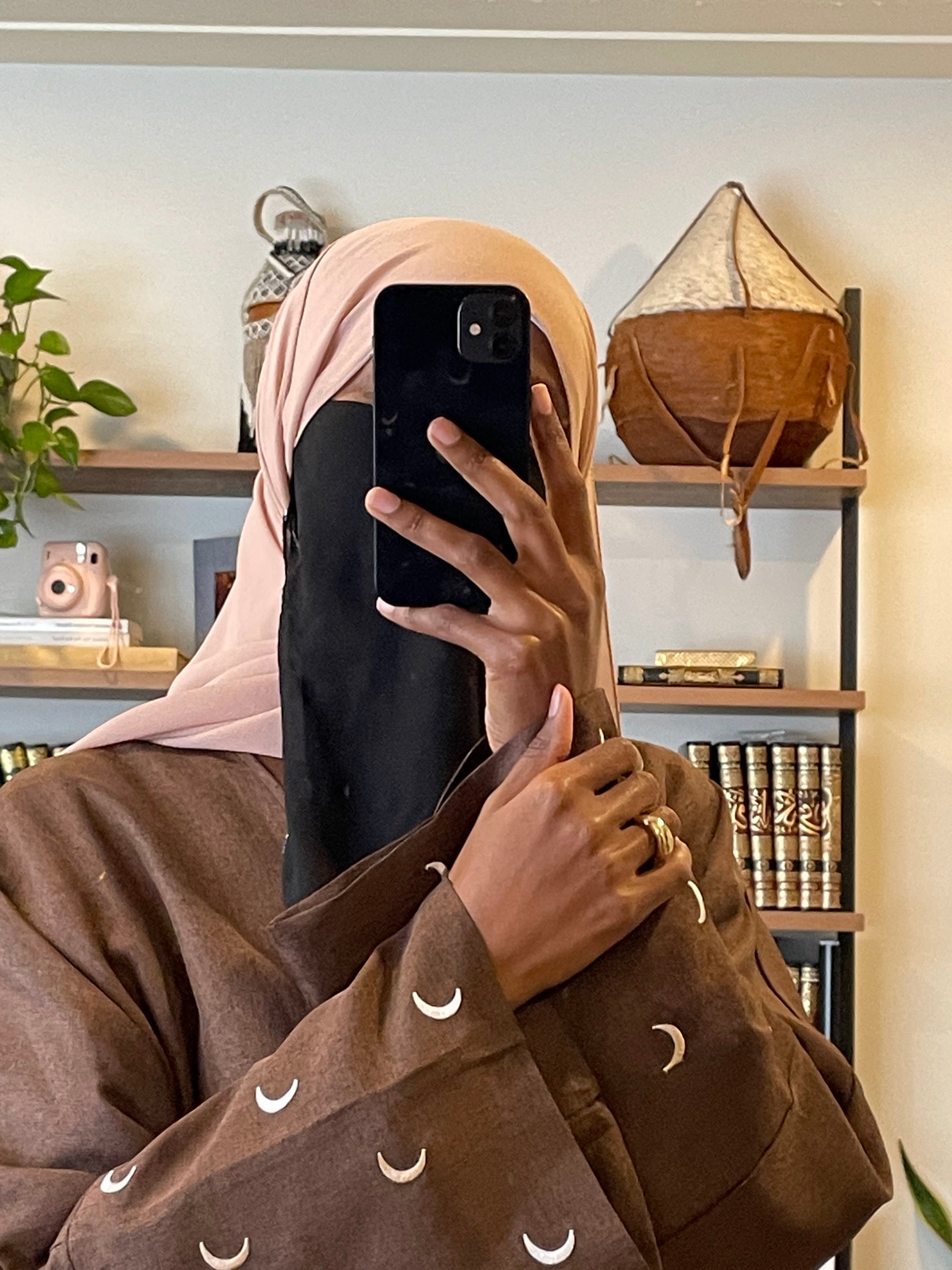 Moon Abaya